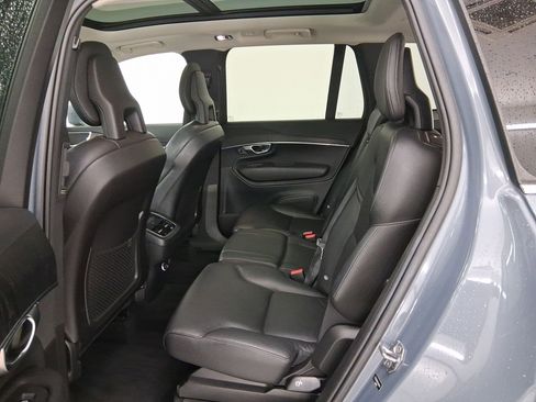 Used 2020 Volvo XC90 T6 Momentum w/ Protection Package image 13
