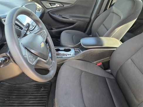 Used 2022 Chevrolet Malibu RS image 9