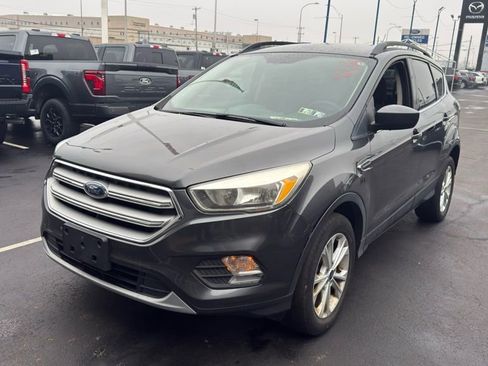 Used 2018 Ford Escape SE image 6