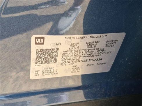 Used 2025 Chevrolet Traverse LT FWD image 15