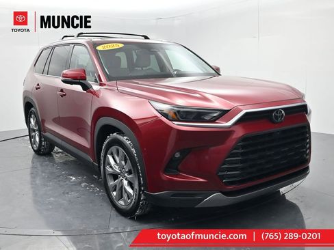 Used 2025 Toyota Grand Highlander AWD Hybrid image 1