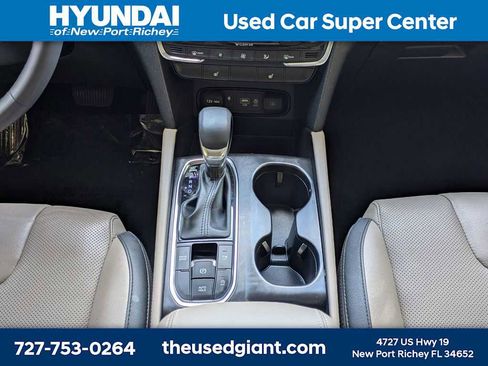 Used 2020 Hyundai Santa Fe SEL FWD image 23