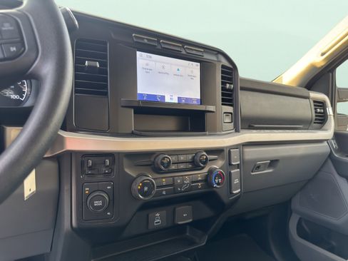 Used 2024 Ford F350 XLT image 24