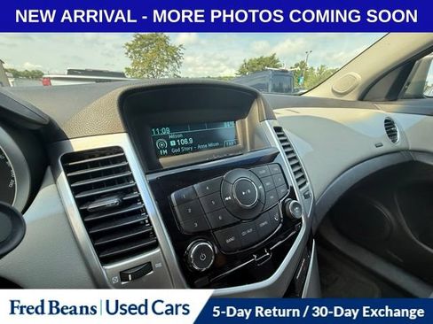 Used 2012 Chevrolet Cruze LS w/ Connectivity Package FWD image 15