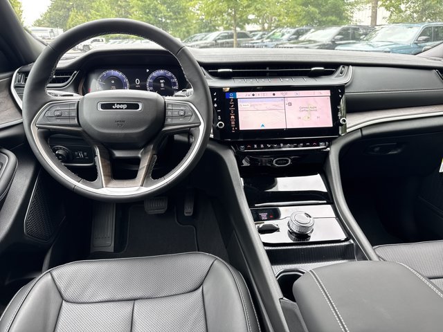 New 2027 Jeep Grand Cherokee L Limited AWD/4WD image 23