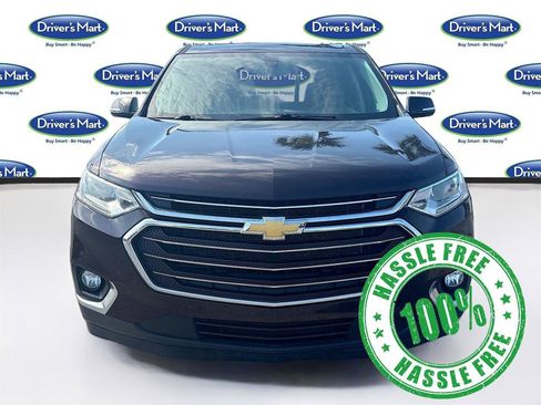 Used 2020 Chevrolet Traverse LT image 2