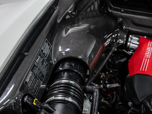 Used 2016 Ferrari 488 GTB RWD image 80