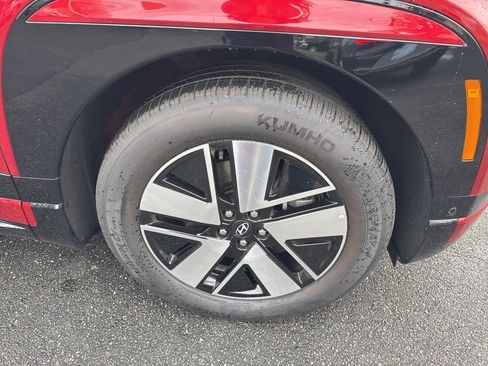 Used 2026 Hyundai Ioniq 9 SEL image 9