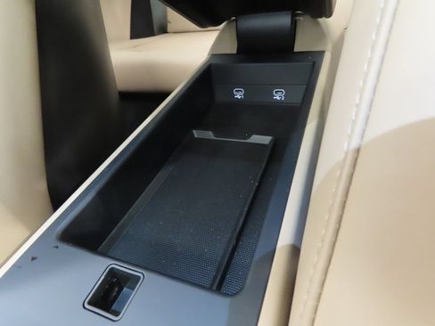 Certified 2023 Porsche 911 Turbo AWD/4WD image 30