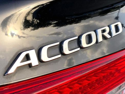 Used 2021 Honda Accord Sport image 30