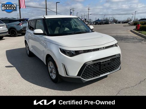 Certified 2025 Kia Soul LX w/ LX Technology Package image 1