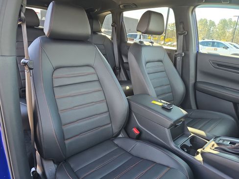 Used 2025 Honda CR-V Sport-L image 10