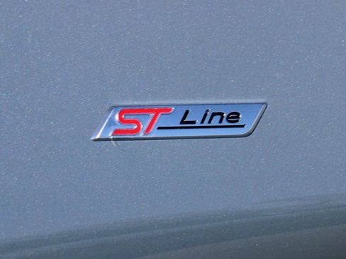 New 2026 Ford Explorer ST-Line w/ ST-Line Street Pack image 9