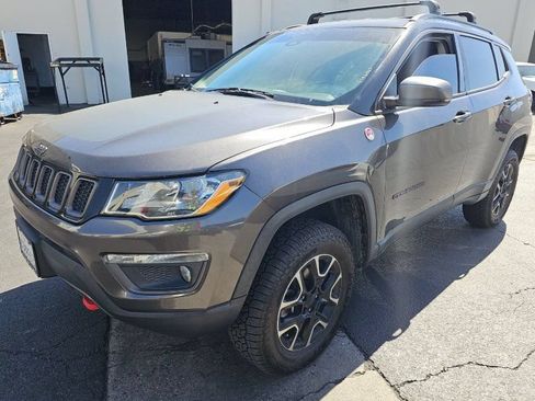 Used 2021 Jeep Compass Trailhawk AWD/4WD image 1