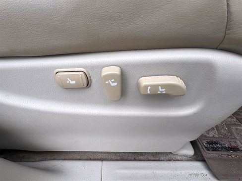 Used 2011 INFINITI QX56 4WD w/ Theater Pkg image 10