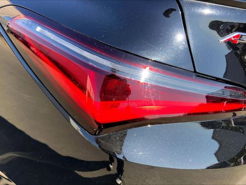 Used 2024 Acura Integra A-Spec image 27