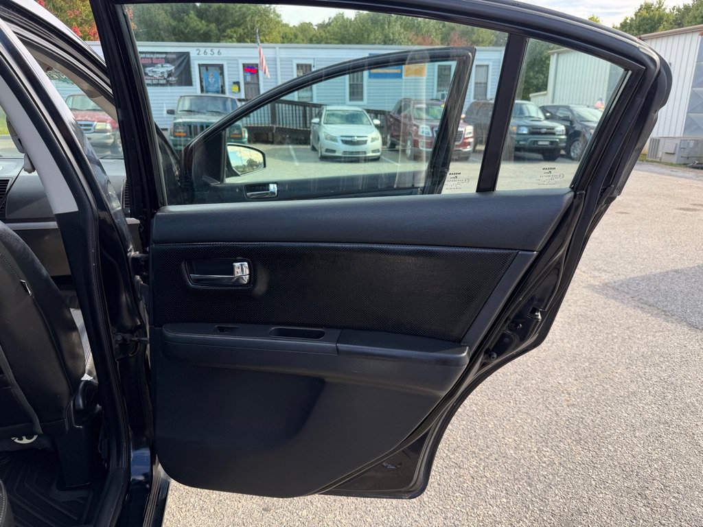 Used 2012 Nissan Sentra 2.0 SL w/ Special Value Pkg FWD image 18