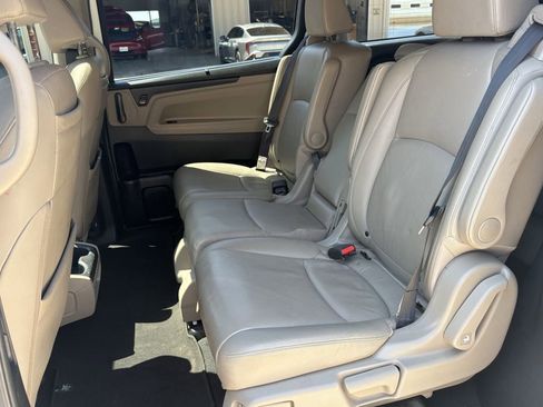Used 2018 Honda Odyssey EX-L image 24