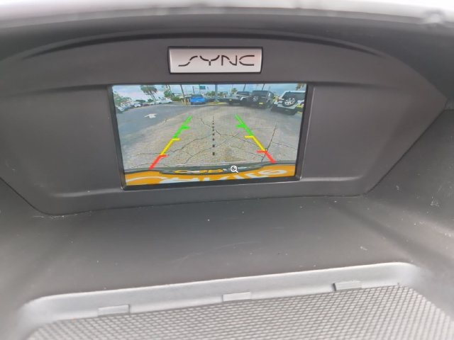 Used 2017 Ford Escape SE w/ SE Cold Weather Package FWD image 16