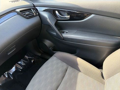 Used 2022 Nissan Rogue Sport SV FWD image 30
