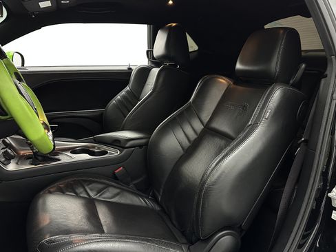 Used 2021 Dodge Challenger SRT Hellcat RWD image 19