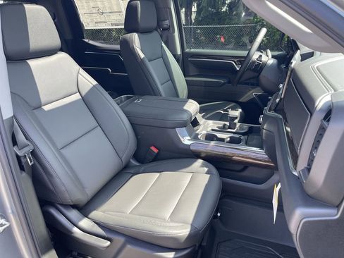 New 2026 GMC Sierra 1500 Elevation w/ Elevation Premium Package AWD/4WD image 29