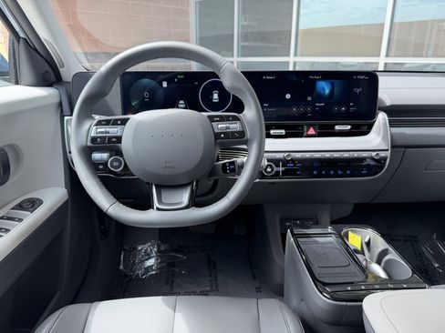 Used 2025 Hyundai Ioniq 5 SEL RWD image 16