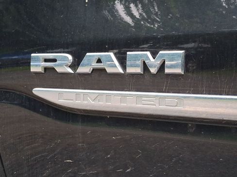 Used 2019 RAM 1500 Limited AWD/4WD image 10
