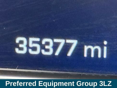 Used 2025 Chevrolet Silverado 3500 High Country w/ Technology Package AWD/4WD image 6