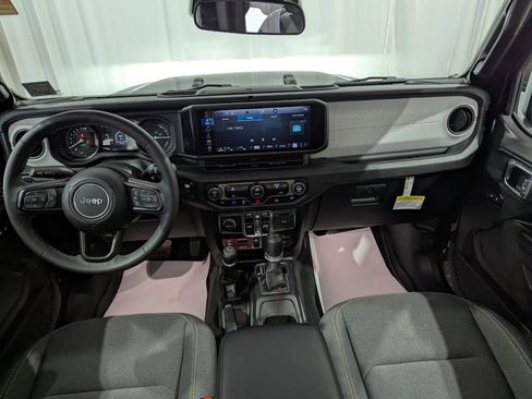 Used 2025 Jeep Wrangler Unlimited Sport S 4xe image 12