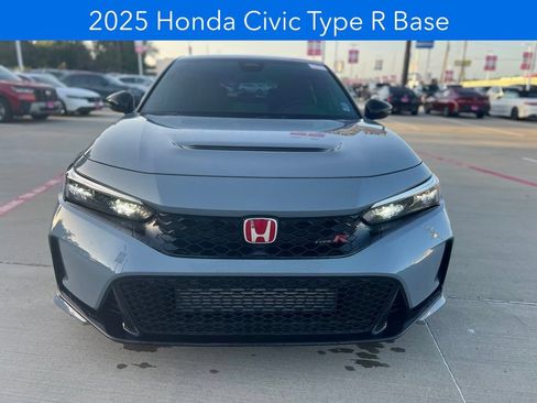 Used 2025 Honda Civic Type R image 2