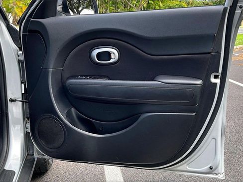 Used 2015 Kia Soul image 19