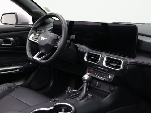 Used 2025 Ford Mustang Premium RWD image 40