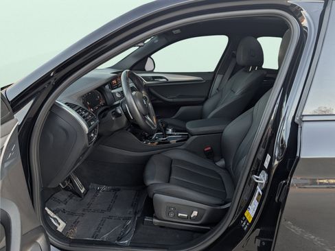 Used 2021 BMW X4 xDrive30i w/ M Sport Package image 9