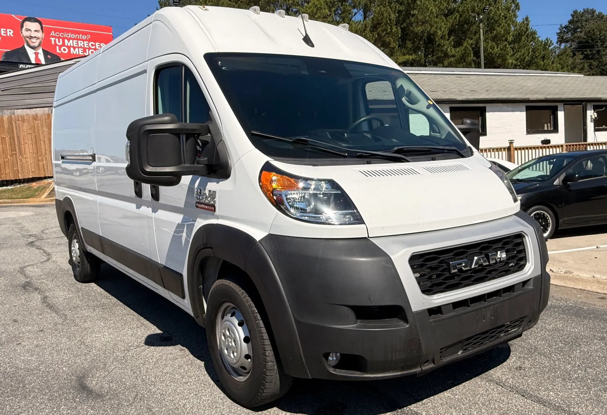 Used 2022 RAM ProMaster 2500 w/ Convenience Group FWD image 1