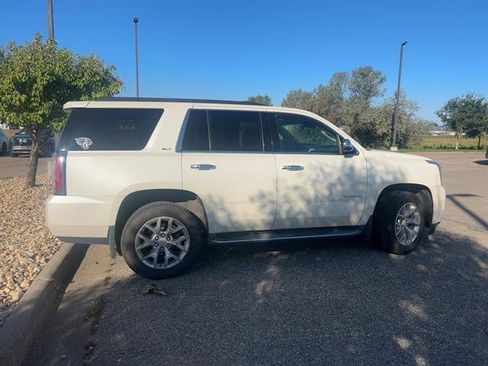 Used 2015 GMC Yukon SLT image 4