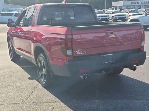 Used 2025 Honda Ridgeline Black Edition image 5