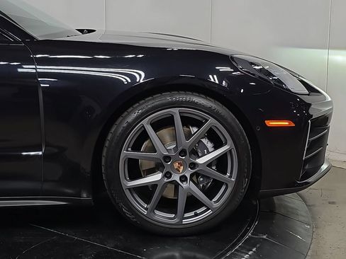 Certified 2026 Porsche Panamera RWD image 11