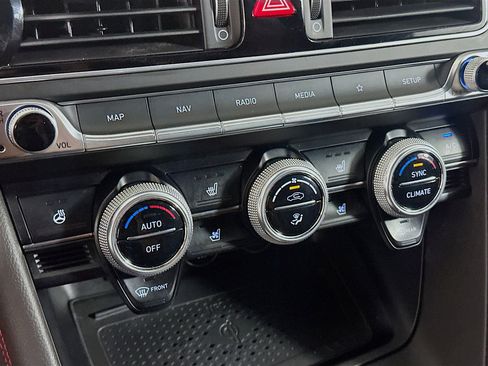 Used 2022 Genesis G70 3.3T w/ Sport Advanced Package image 23