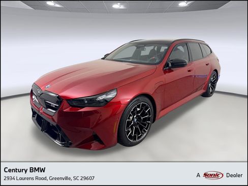 New 2026 BMW M5 Touring image 1