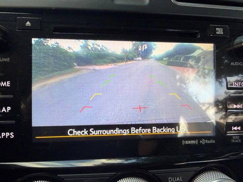 Used 2016 Subaru Forester 2.5i Touring w/ Eyesight & Navigation System image 31