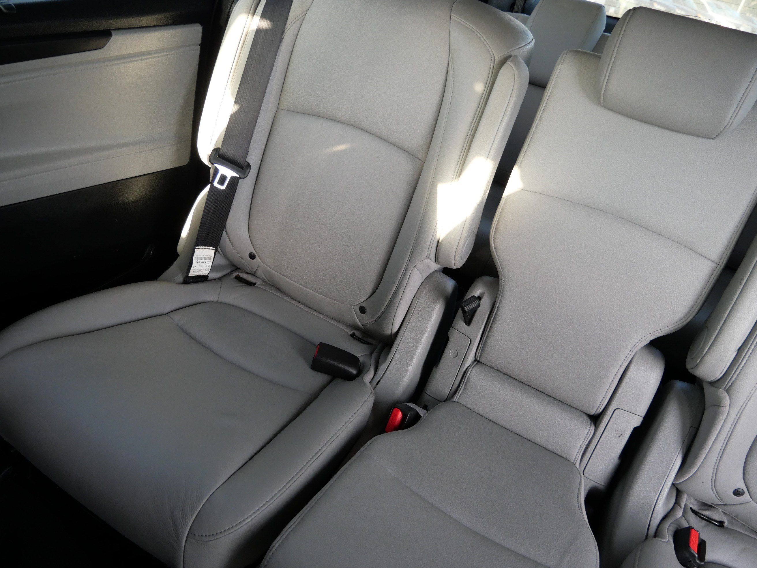 Used 2018 Honda Odyssey EX-L image 12