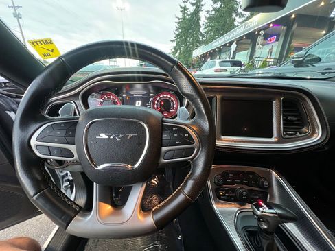 Used 2021 Dodge Challenger SRT Hellcat w/ Plus Package image 28