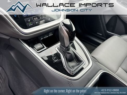 Certified 2025 Subaru Outback Onyx Edition AWD/4WD image 18