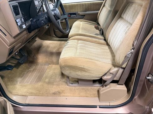 Used 1994 GMC Sierra 1500 2WD Regular Cab image 49
