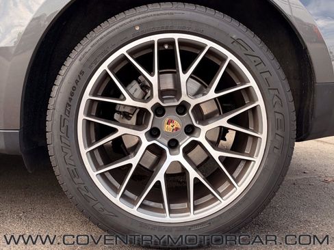 Used 2015 Porsche Macan S AWD/4WD image 9