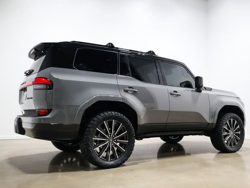 Used 2026 Lexus GX 550 w/ Accessory Package (2T) AWD/4WD image 70