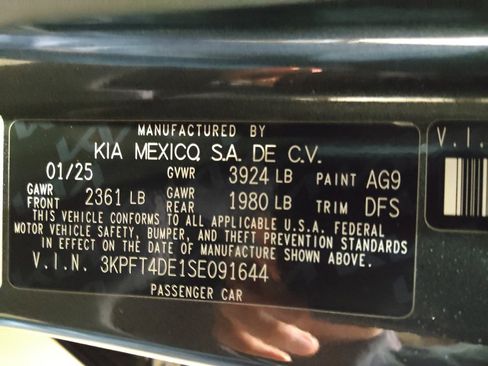 Used 2025 Kia K4 FWD image 33