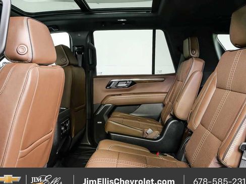 New 2026 Chevrolet Tahoe High Country AWD/4WD image 19