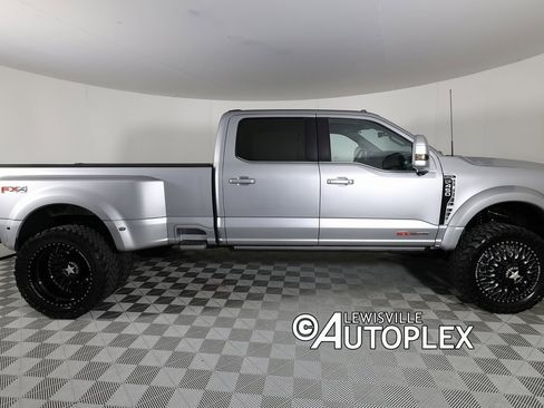 Used 2023 Ford F450 Limited w/ FX4 Off-Road Package image 4